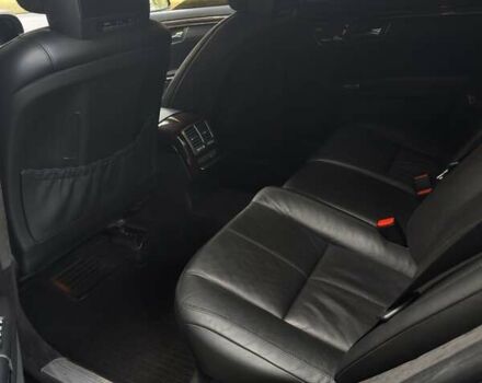 Черный Мерседес С Класс, объемом двигателя 5.46 л и пробегом 322 тыс. км за 15000 $, фото 28 на Automoto.ua