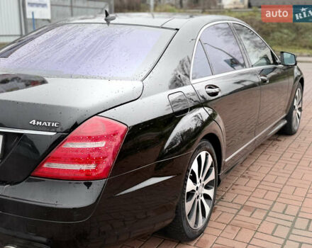 Черный Мерседес С Класс, объемом двигателя 5.46 л и пробегом 295 тыс. км за 13200 $, фото 15 на Automoto.ua