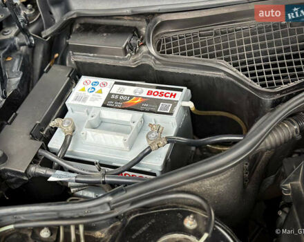 Черный Мерседес С Класс, объемом двигателя 6.3 л и пробегом 91 тыс. км за 25000 $, фото 8 на Automoto.ua