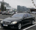 Черный Мерседес С Класс, объемом двигателя 5.5 л и пробегом 240 тыс. км за 11200 $, фото 1 на Automoto.ua