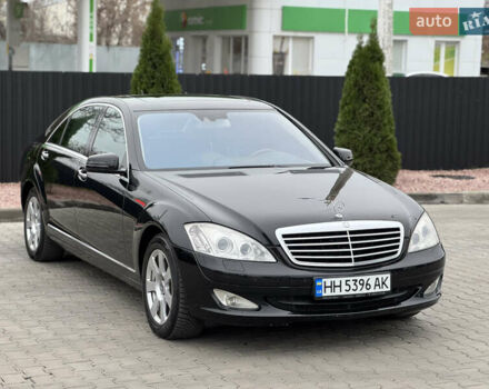 Черный Мерседес С Класс, объемом двигателя 3.5 л и пробегом 217 тыс. км за 10300 $, фото 16 на Automoto.ua