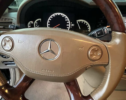 Черный Мерседес С Класс, объемом двигателя 5.5 л и пробегом 235 тыс. км за 13200 $, фото 9 на Automoto.ua