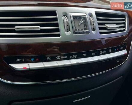 Черный Мерседес С Класс, объемом двигателя 6.21 л и пробегом 150 тыс. км за 16990 $, фото 39 на Automoto.ua