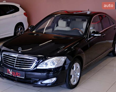 Чорний Мерседес С Клас, об'ємом двигуна 4.7 л та пробігом 218 тис. км за 8900 $, фото 3 на Automoto.ua