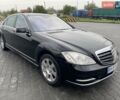 Черный Мерседес С Класс, объемом двигателя 5.5 л и пробегом 226 тыс. км за 12500 $, фото 1 на Automoto.ua