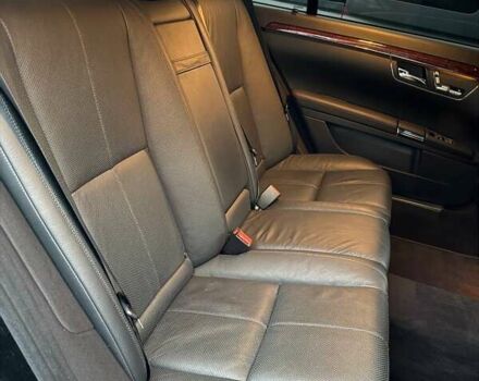 Чорний Мерседес С Клас, об'ємом двигуна 5.5 л та пробігом 203 тис. км за 11400 $, фото 9 на Automoto.ua