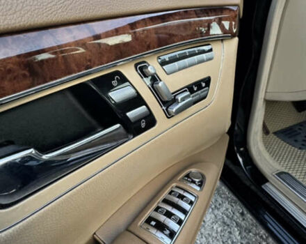 Черный Мерседес С Класс, объемом двигателя 2.99 л и пробегом 300 тыс. км за 10500 $, фото 8 на Automoto.ua