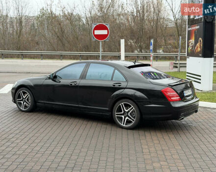 Чорний Мерседес С Клас, об'ємом двигуна 5.46 л та пробігом 160 тис. км за 9990 $, фото 7 на Automoto.ua