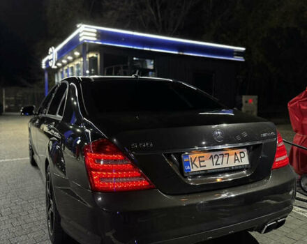 Черный Мерседес С Класс, объемом двигателя 5.5 л и пробегом 305 тыс. км за 14300 $, фото 15 на Automoto.ua