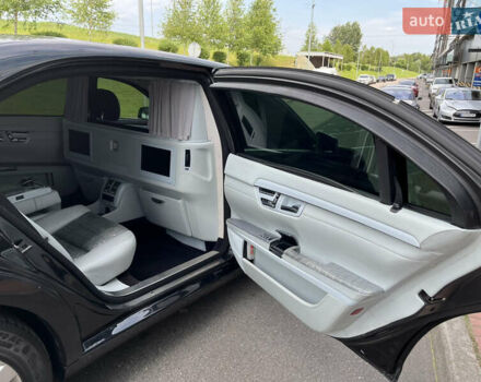 Черный Мерседес С Класс, объемом двигателя 5.5 л и пробегом 81 тыс. км за 33000 $, фото 19 на Automoto.ua