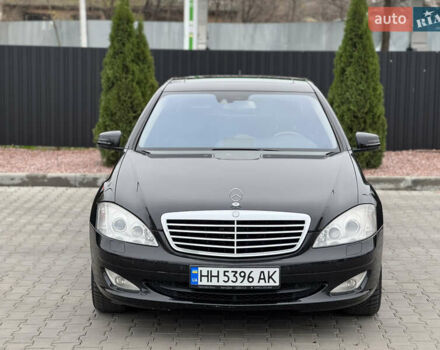 Черный Мерседес С Класс, объемом двигателя 3.5 л и пробегом 217 тыс. км за 10300 $, фото 14 на Automoto.ua