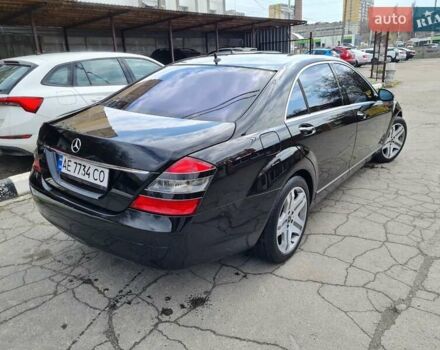 Чорний Мерседес С Клас, об'ємом двигуна 5.5 л та пробігом 203 тис. км за 11400 $, фото 22 на Automoto.ua