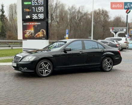 Чорний Мерседес С Клас, об'ємом двигуна 5.46 л та пробігом 160 тис. км за 9990 $, фото 4 на Automoto.ua