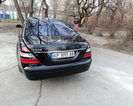 Черный Мерседес С Класс, объемом двигателя 5.5 л и пробегом 240 тыс. км за 8999 $, фото 5 на Automoto.ua