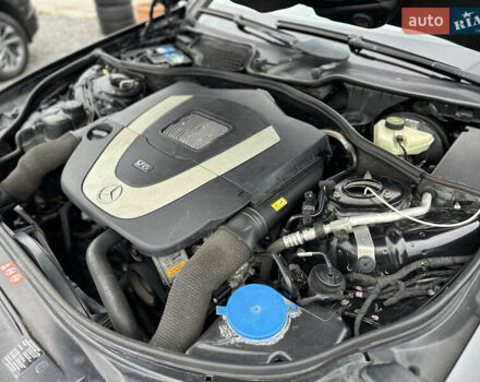 Чорний Мерседес С Клас, об'ємом двигуна 3.5 л та пробігом 220 тис. км за 10800 $, фото 44 на Automoto.ua