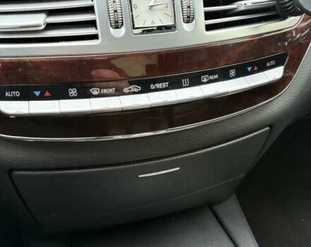 Черный Мерседес С Класс, объемом двигателя 2.99 л и пробегом 319 тыс. км за 12200 $, фото 24 на Automoto.ua