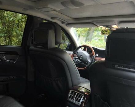 Черный Мерседес С Класс, объемом двигателя 5.46 л и пробегом 322 тыс. км за 15000 $, фото 29 на Automoto.ua