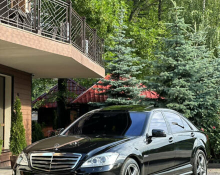 Мерседес С Класс 2007 в Львове на Automoto.ua Черный Мерседес С Класс, объемом двигателя 5.46 л и пробегом 189 тыс. км за 20000 $, фото 1 на Automoto.ua