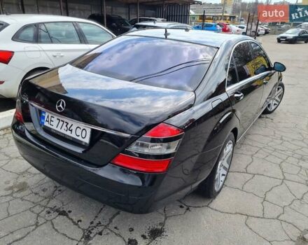 Чорний Мерседес С Клас, об'ємом двигуна 5.5 л та пробігом 203 тис. км за 11400 $, фото 20 на Automoto.ua