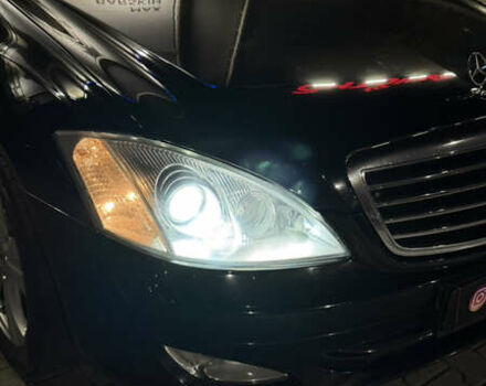 Черный Мерседес С Класс, объемом двигателя 5.5 л и пробегом 176 тыс. км за 8499 $, фото 57 на Automoto.ua