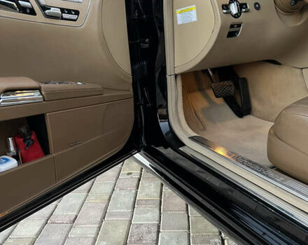 Мерседес С Класс 2007 в Одессе на Automoto.ua Черный Мерседес С Класс, объемом двигателя 5.5 л и пробегом 235 тыс. км за 13200 $, фото 11 на Automoto.ua