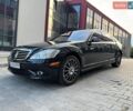 Черный Мерседес С Класс, объемом двигателя 5.5 л и пробегом 250 тыс. км за 16999 $, фото 1 на Automoto.ua
