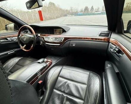 Черный Мерседес С Класс, объемом двигателя 2.99 л и пробегом 319 тыс. км за 12200 $, фото 18 на Automoto.ua