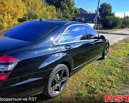 Черный Мерседес С Класс, объемом двигателя 5.5 л и пробегом 320 тыс. км за 11999 $, фото 5 на Automoto.ua