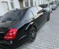 Черный Мерседес С Класс, объемом двигателя 5.46 л и пробегом 250 тыс. км за 14000 $, фото 1 на Automoto.ua