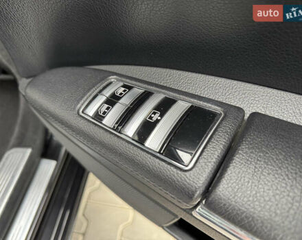 Черный Мерседес С Класс, объемом двигателя 3.5 л и пробегом 217 тыс. км за 10300 $, фото 74 на Automoto.ua