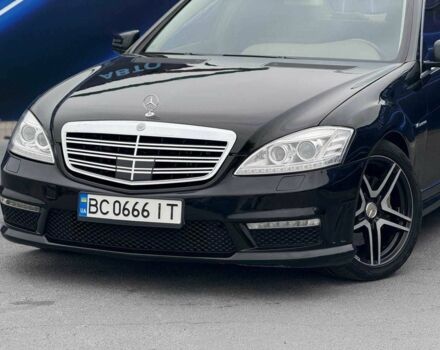 Черный Мерседес С Класс, объемом двигателя 5.5 л и пробегом 265 тыс. км за 10499 $, фото 1 на Automoto.ua
