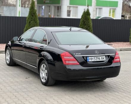 Черный Мерседес С Класс, объемом двигателя 3.5 л и пробегом 217 тыс. км за 10300 $, фото 3 на Automoto.ua