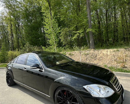 Мерседес С Класс 2007 в Луцке на Automoto.ua Черный Мерседес С Класс, объемом двигателя 5.46 л и пробегом 321 тыс. км за 11500 $, фото 1 на Automoto.ua