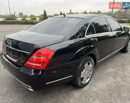 Чорний Мерседес С Клас, об'ємом двигуна 5.5 л та пробігом 125 тис. км за 35500 $, фото 9 на Automoto.ua