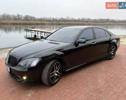 Чорний Мерседес С Клас, об'ємом двигуна 0 л та пробігом 364 тис. км за 11000 $, фото 2 на Automoto.ua