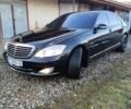 Черный Мерседес С Класс, объемом двигателя 5.5 л и пробегом 200 тыс. км за 13500 $, фото 1 на Automoto.ua
