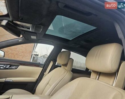 Черный Мерседес С Класс, объемом двигателя 5.46 л и пробегом 267 тыс. км за 12500 $, фото 15 на Automoto.ua