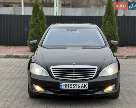 Черный Мерседес С Класс, объемом двигателя 3.5 л и пробегом 217 тыс. км за 10300 $, фото 5 на Automoto.ua