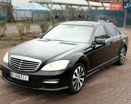 Черный Мерседес С Класс, объемом двигателя 5.46 л и пробегом 295 тыс. км за 13200 $, фото 6 на Automoto.ua