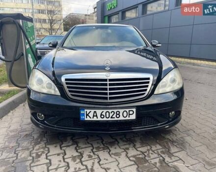 Чорний Мерседес С Клас, об'ємом двигуна 3.5 л та пробігом 340 тис. км за 8450 $, фото 4 на Automoto.ua