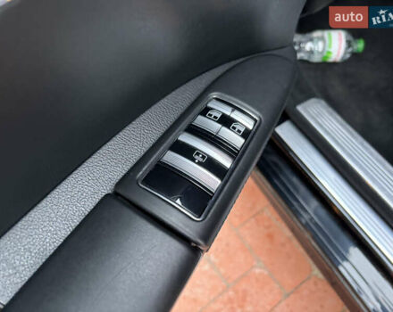 Чорний Мерседес С Клас, об'ємом двигуна 0 л та пробігом 364 тис. км за 11000 $, фото 20 на Automoto.ua