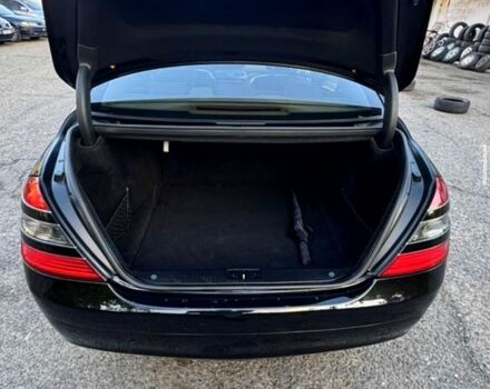 Черный Мерседес С Класс, объемом двигателя 3 л и пробегом 300 тыс. км за 10200 $, фото 7 на Automoto.ua