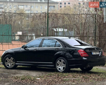 Чорний Мерседес С Клас, об'ємом двигуна 5.5 л та пробігом 288 тис. км за 10950 $, фото 7 на Automoto.ua