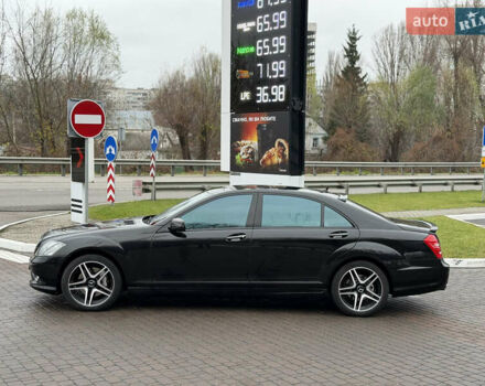 Чорний Мерседес С Клас, об'ємом двигуна 5.46 л та пробігом 160 тис. км за 9990 $, фото 6 на Automoto.ua