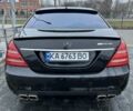 Черный Мерседес С Класс, объемом двигателя 5.46 л и пробегом 300 тыс. км за 13500 $, фото 6 на Automoto.ua