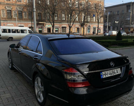 Чорний Мерседес С Клас, об'ємом двигуна 5.5 л та пробігом 303 тис. км за 10400 $, фото 6 на Automoto.ua