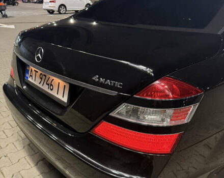 Черный Мерседес С Класс, объемом двигателя 5.5 л и пробегом 176 тыс. км за 8499 $, фото 28 на Automoto.ua