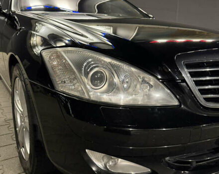 Черный Мерседес С Класс, объемом двигателя 5.5 л и пробегом 176 тыс. км за 8499 $, фото 69 на Automoto.ua
