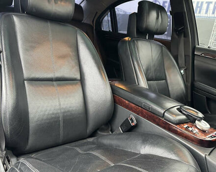 Чорний Мерседес С Клас, об'ємом двигуна 5.5 л та пробігом 277 тис. км за 9500 $, фото 22 на Automoto.ua