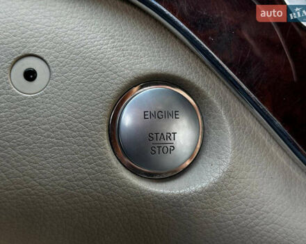 Чорний Мерседес С Клас, об'ємом двигуна 5.5 л та пробігом 391 тис. км за 12500 $, фото 4 на Automoto.ua